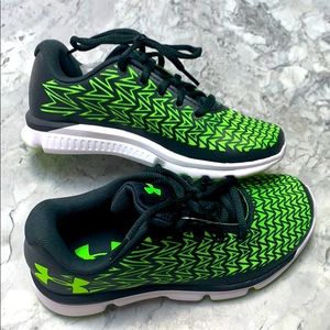 Beautiful and lightweight sneakers